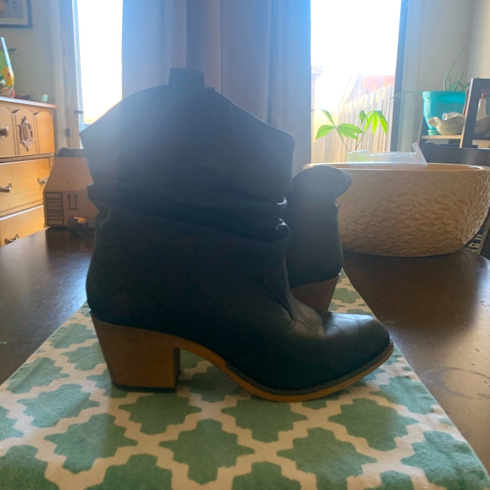 Black boots